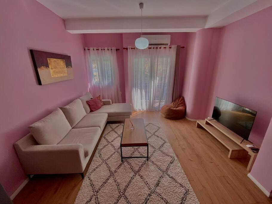 Coral Apartment - City Center Тирана Экстерьер фото