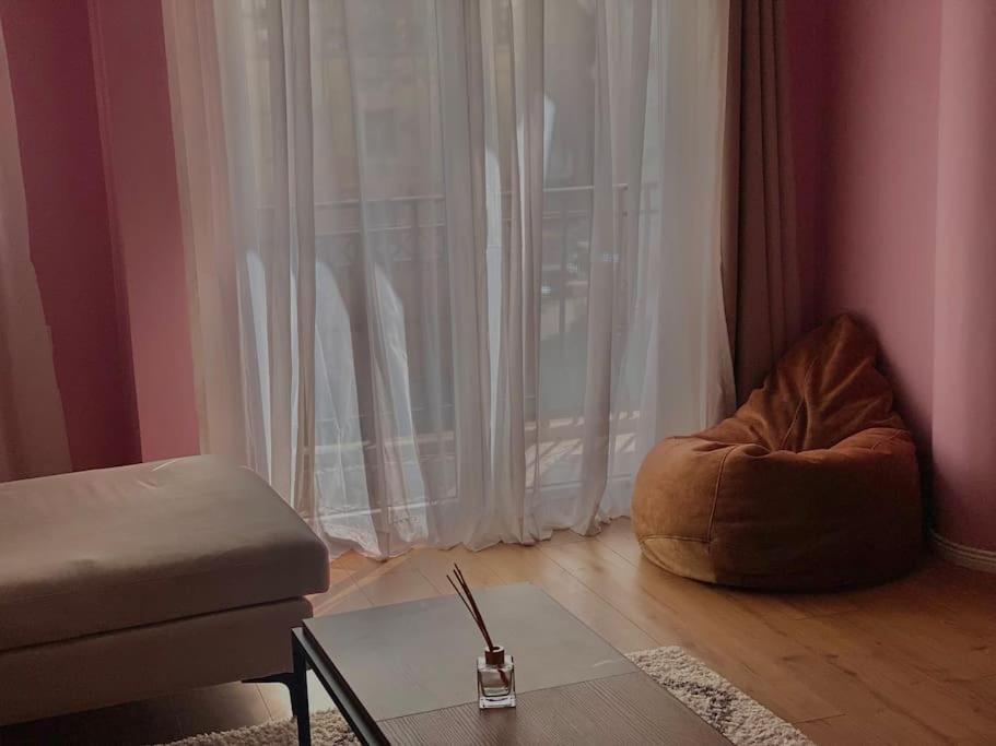 Coral Apartment - City Center Тирана Экстерьер фото